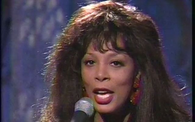 [图]【爱之旋律】Donna Summer - Melody of Love (Live 1995.12.14 Letterman)