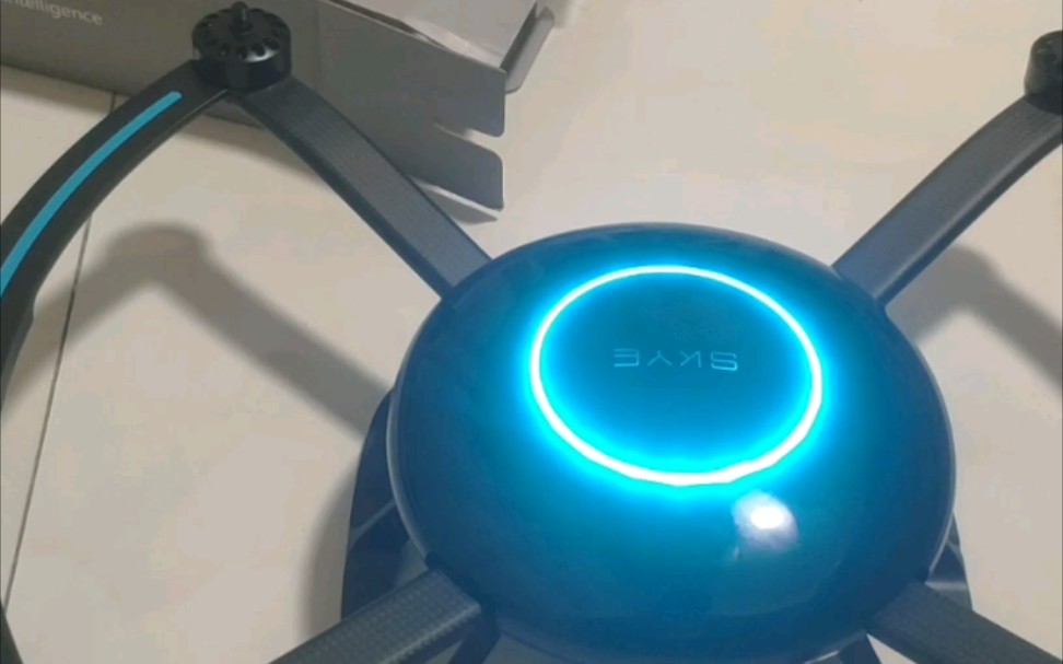 skye无人机开箱没有app的摆设