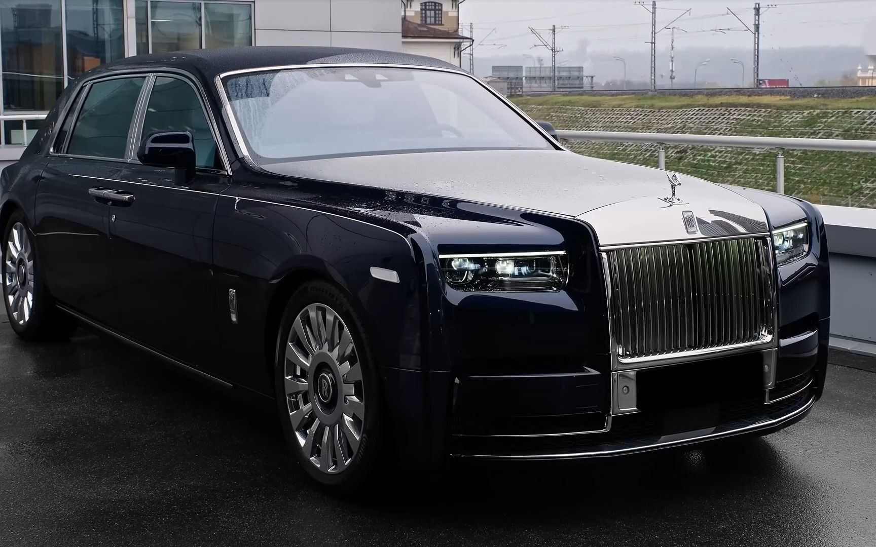 劳斯莱斯幻影2023 rolls-royce phantom series 2 long in beautiful