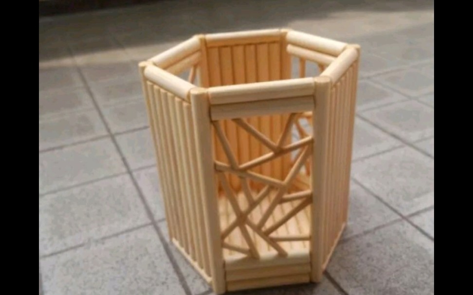 一次性筷子不要扔,叫你制作一个好看滴笔筒╰(796579)╯#bili