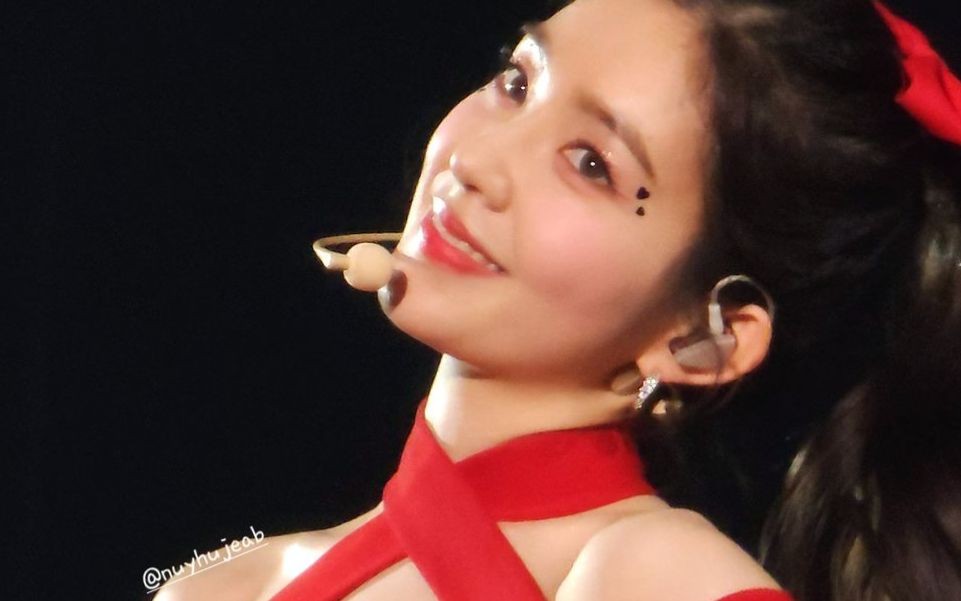 红衣封神!女王裴珠泫的四巡直拍舞台 - queendom