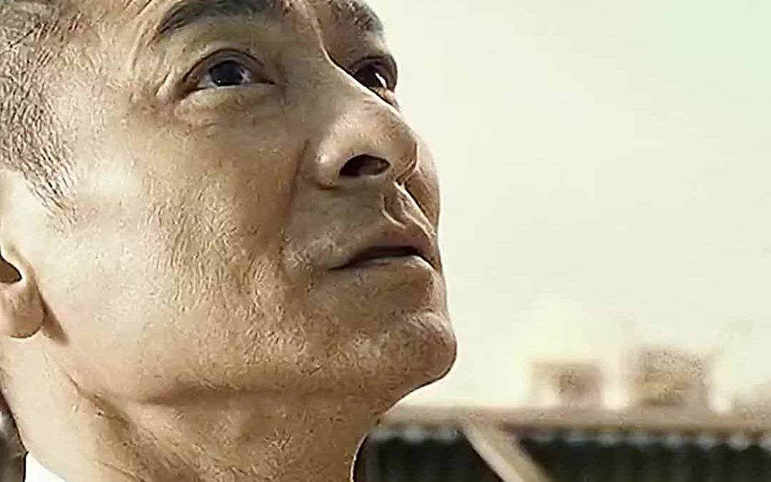 这些年一路走来 一步一个教训 承蒙岁月不弃 一身