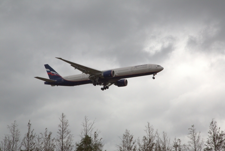 俄航波音 777-300er 降落原声