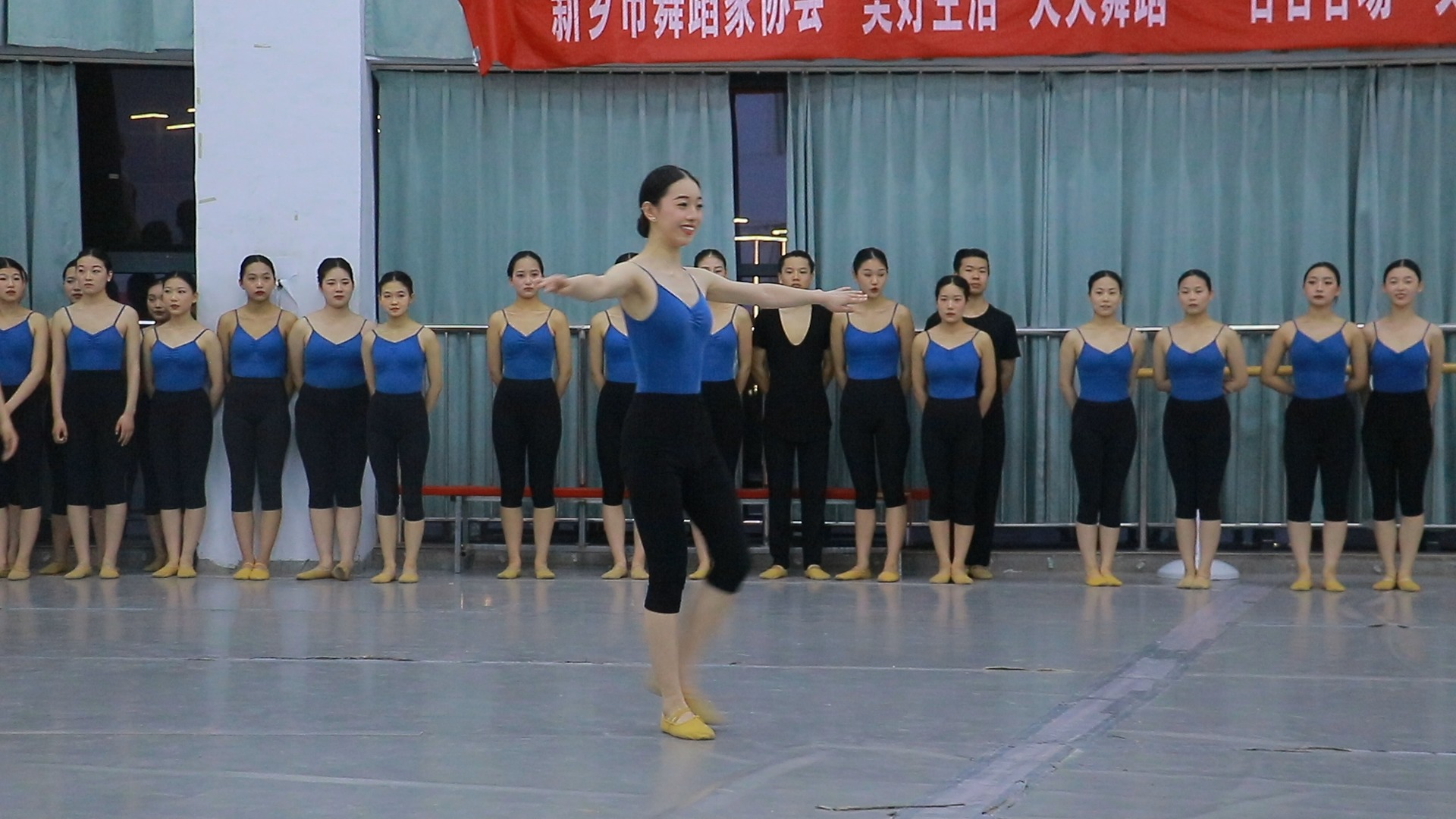 日常练功 舞蹈生系列 舞蹈女孩