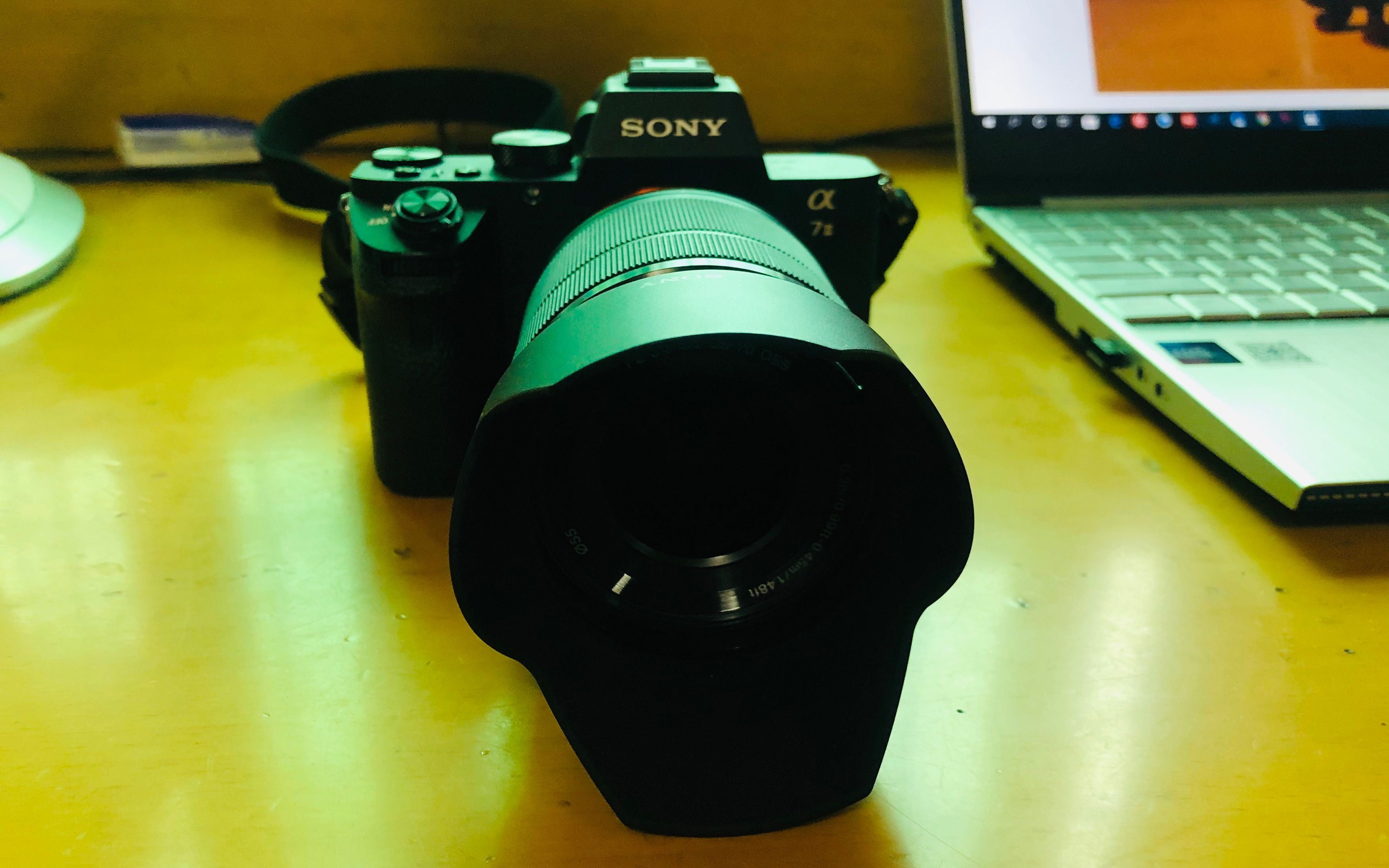 2020年还在闲鱼上花5000元捡索尼a7m2微单套机,大家说值不值