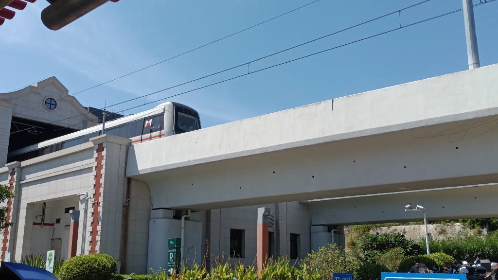 厦门地铁一号线集美学村站出站