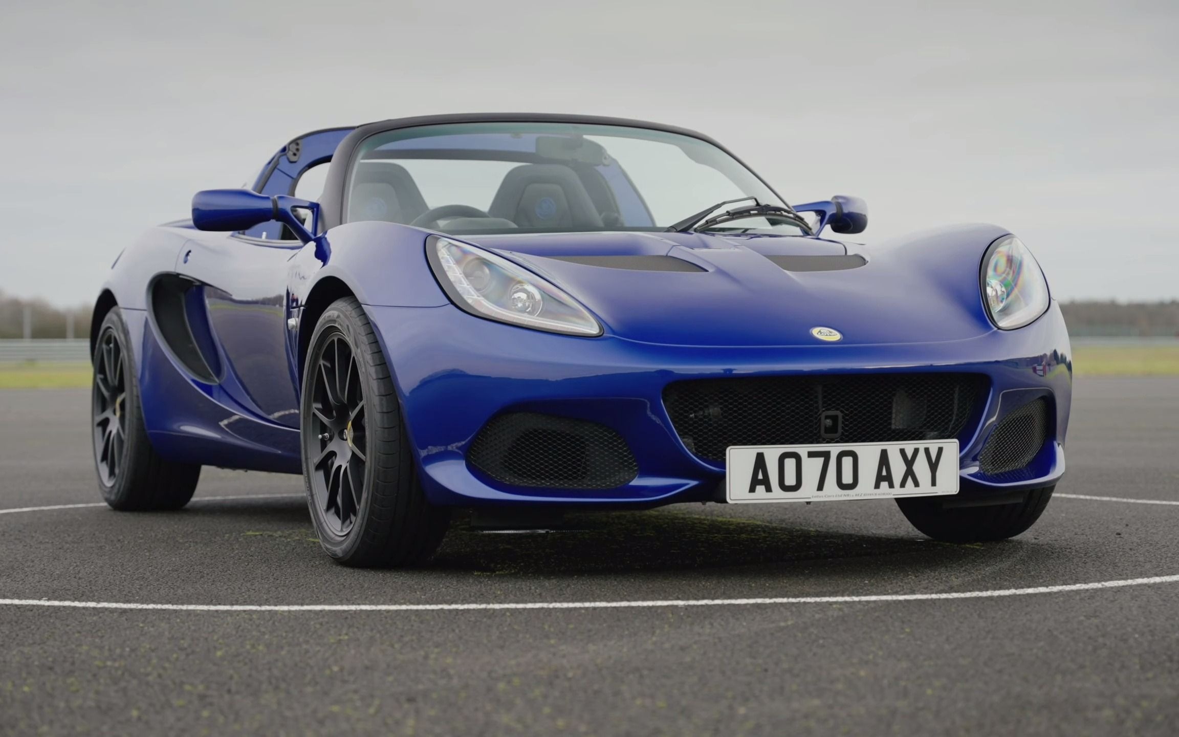 【四眼评车】莲花lotus elise sport 240 赛道试驾_哔哩哔哩_bilibili