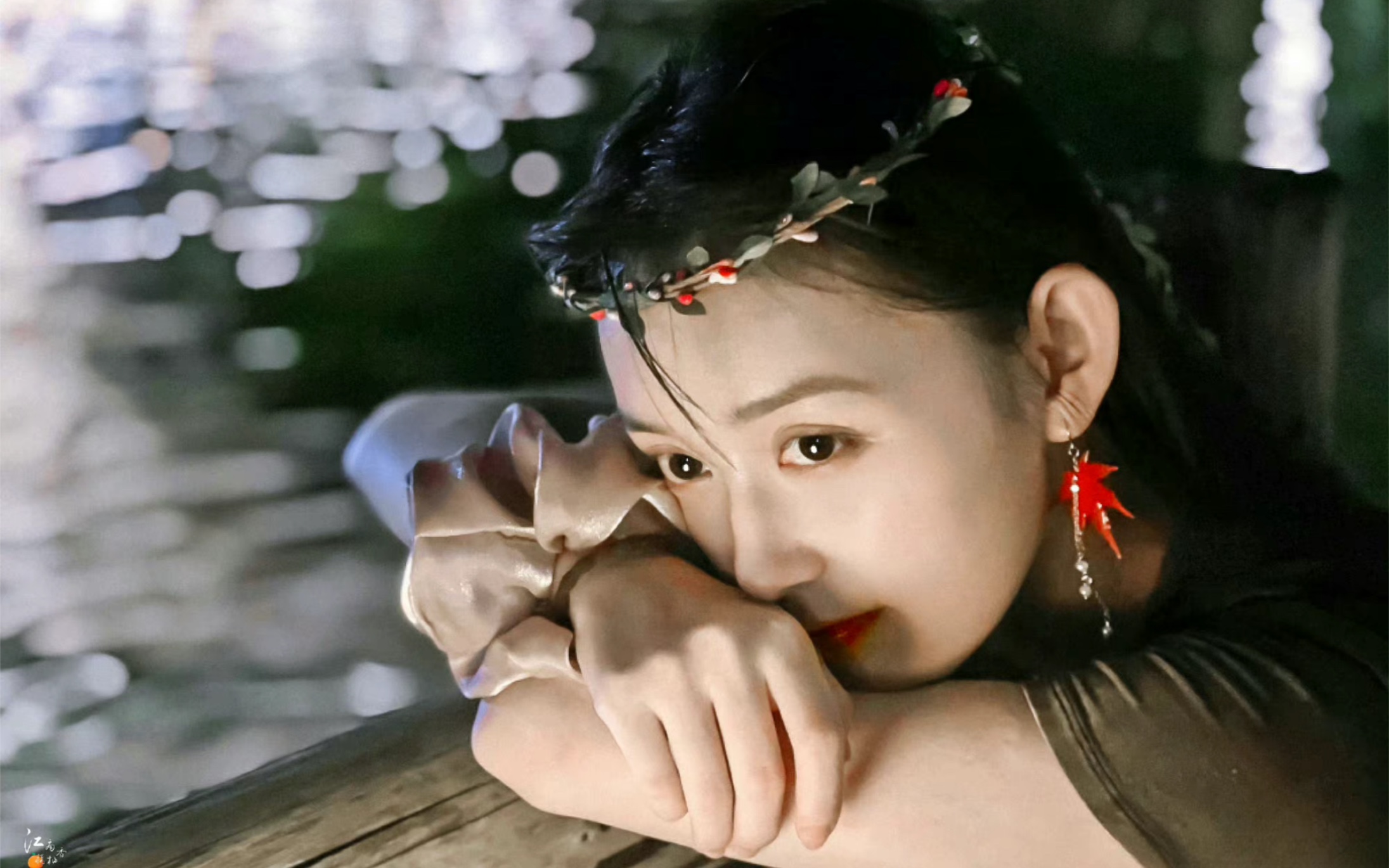 「依些杂记」蒋依依的近期营业日常