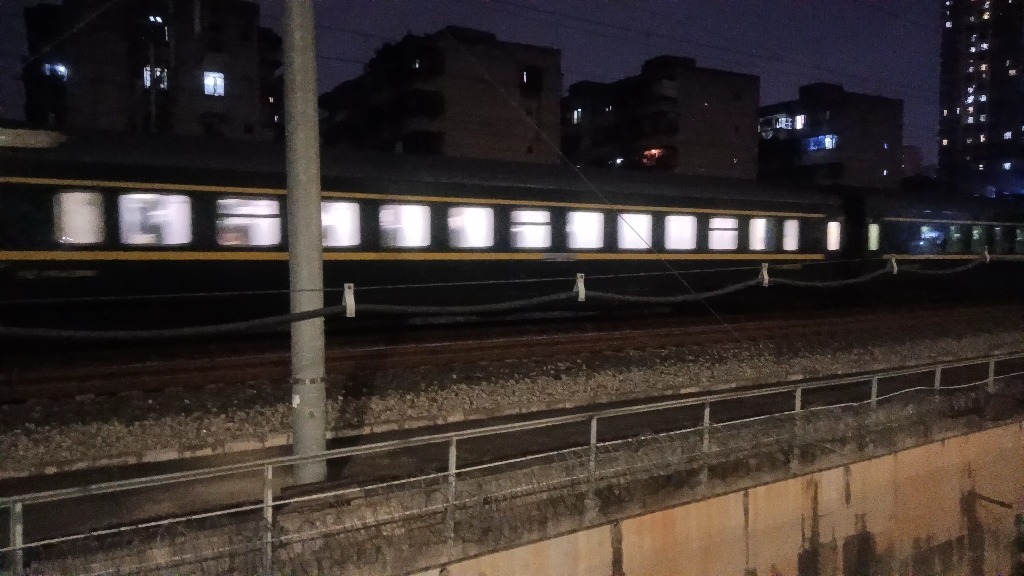 奋进新征程——广西铁路4月份】南昆客专永和路拍临客z9674次列车