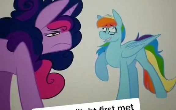 [图]【MLP】云宝初遇暮暮（笑声鬼畜版）