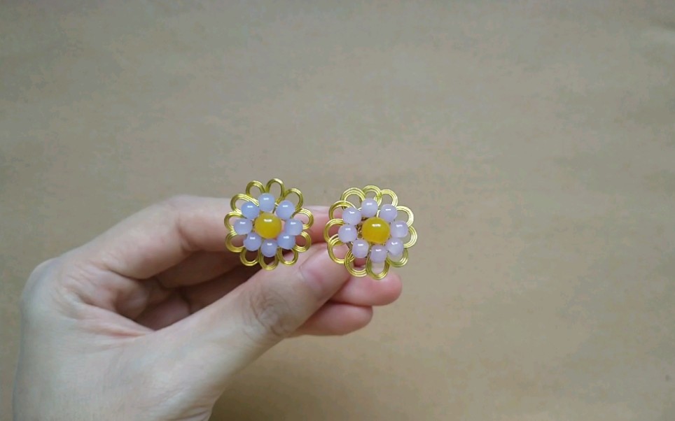 简单易学的小珠花(教程)