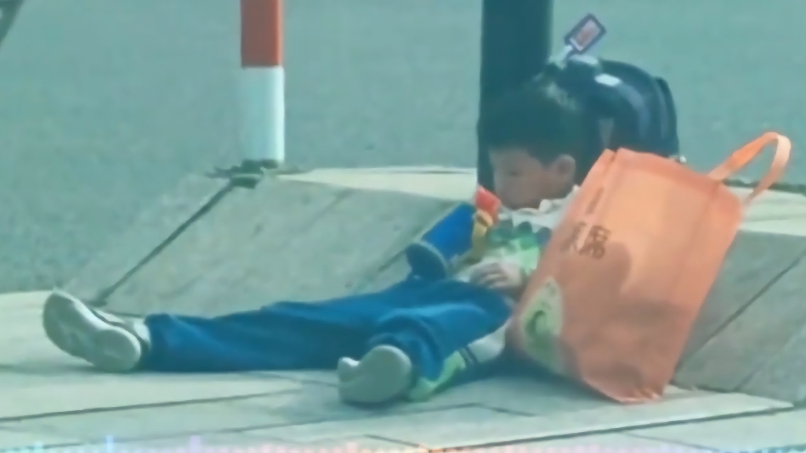 当 代 年 轻 人 松 弛 现 状