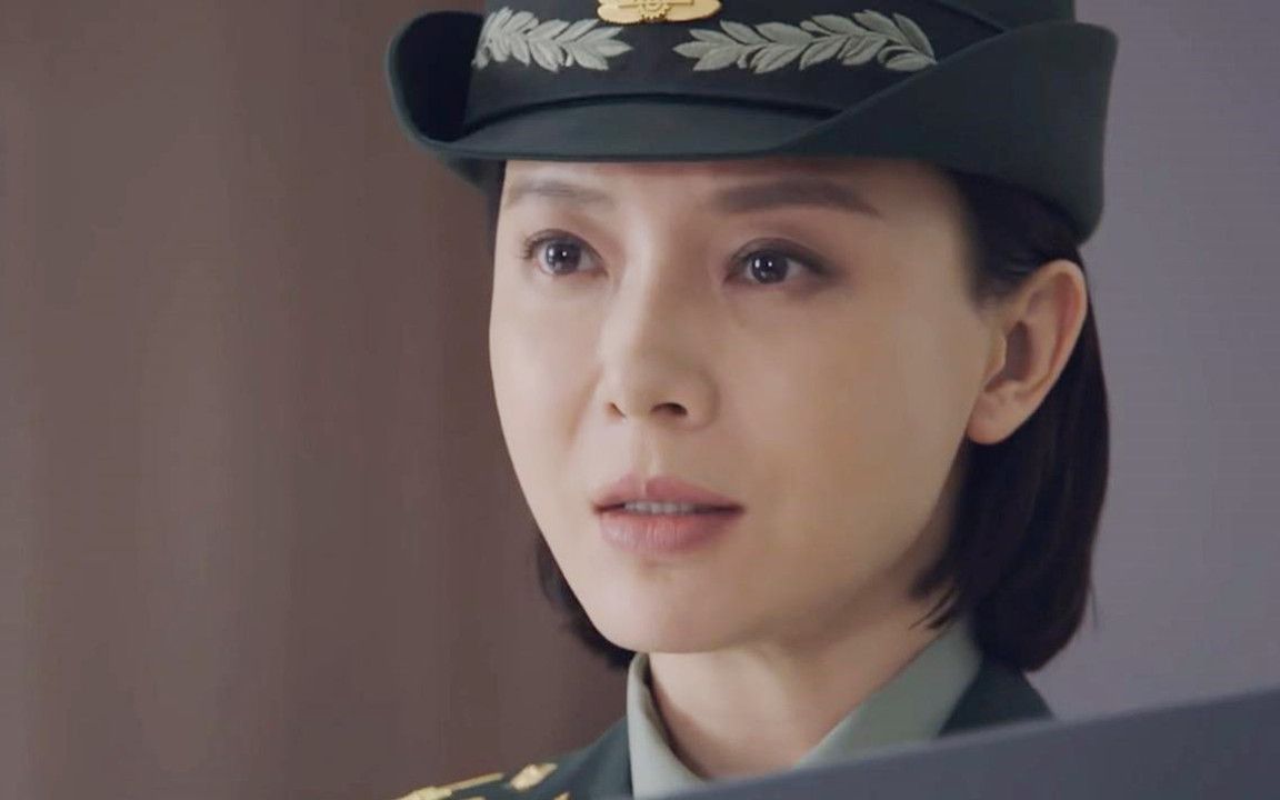 最美逆行者,陈数军装太飒,请战书内容太感人,真正的人民英雄_哔哩哔哩