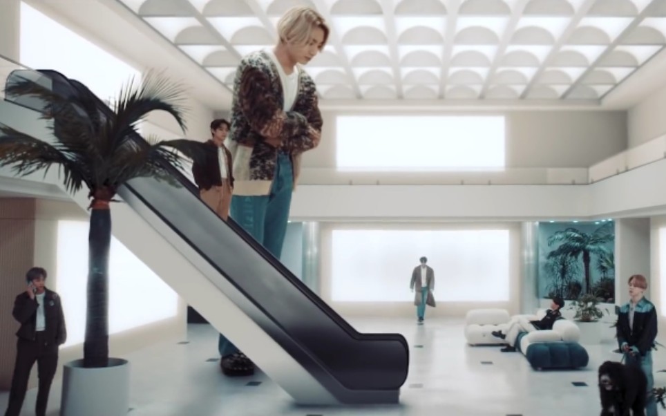 hybexithacaholdingsmagobluehourgiventakenicredible