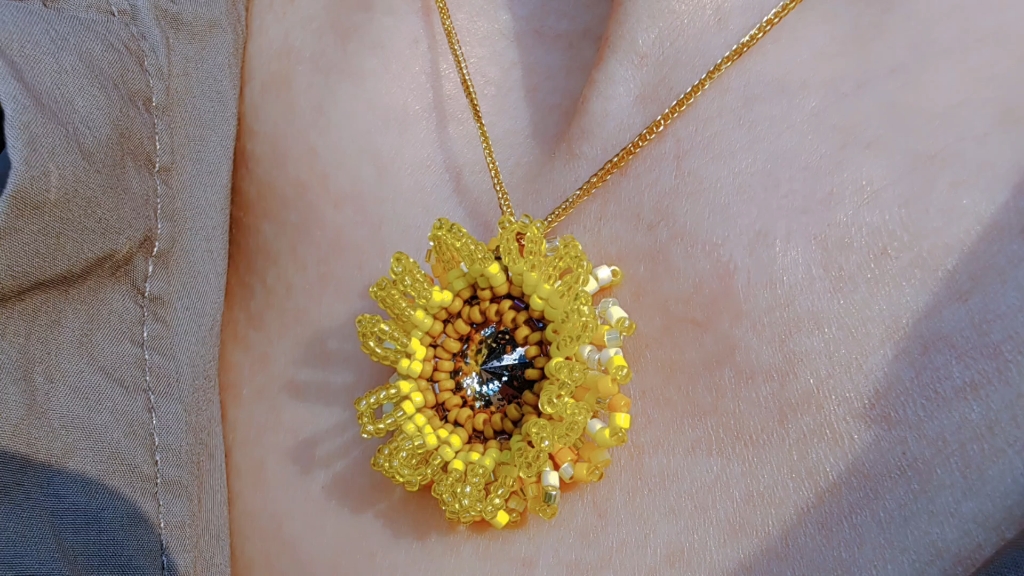 串珠向日葵吊坠教程