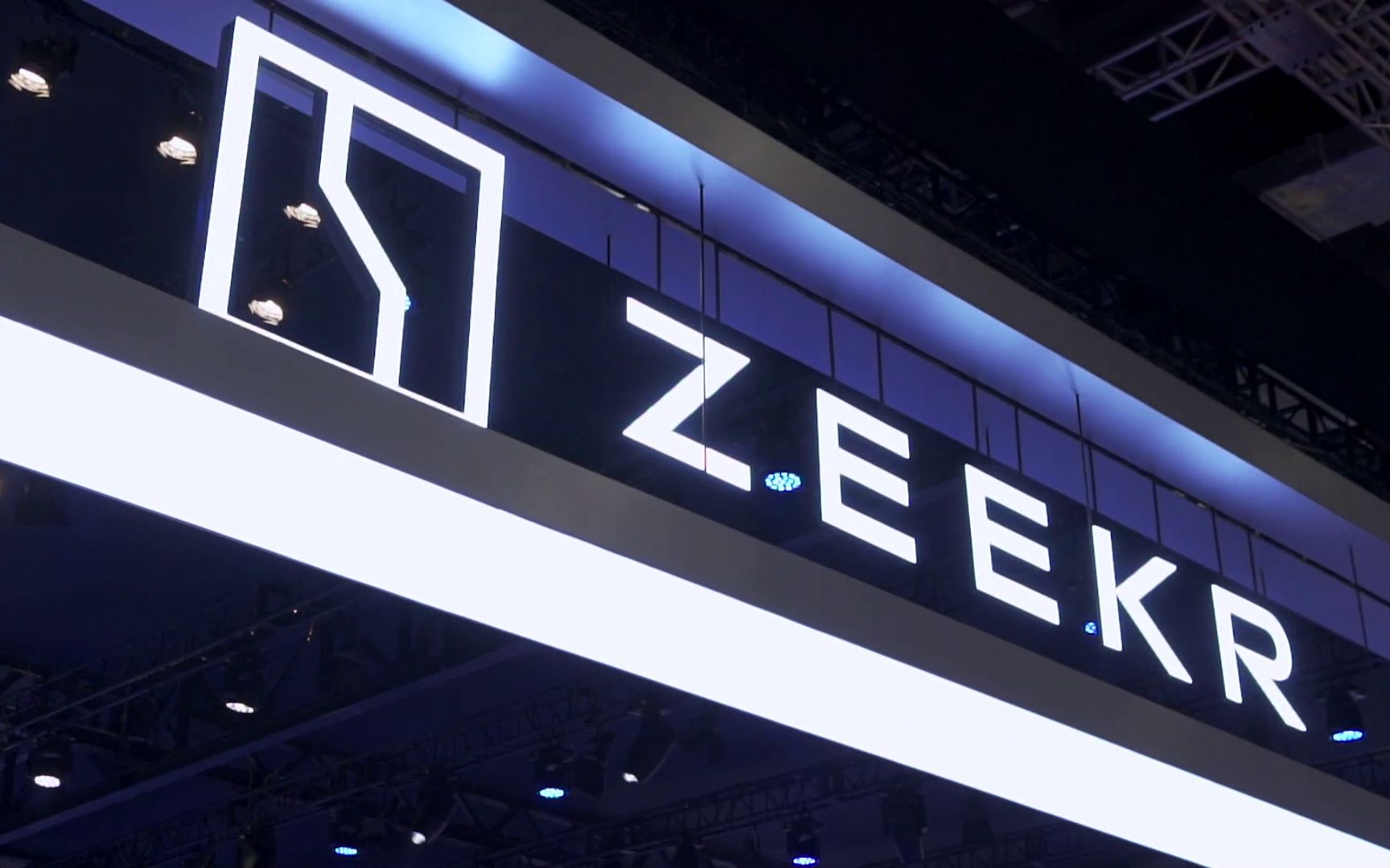 极氪曙光之城上海车展高亮时刻