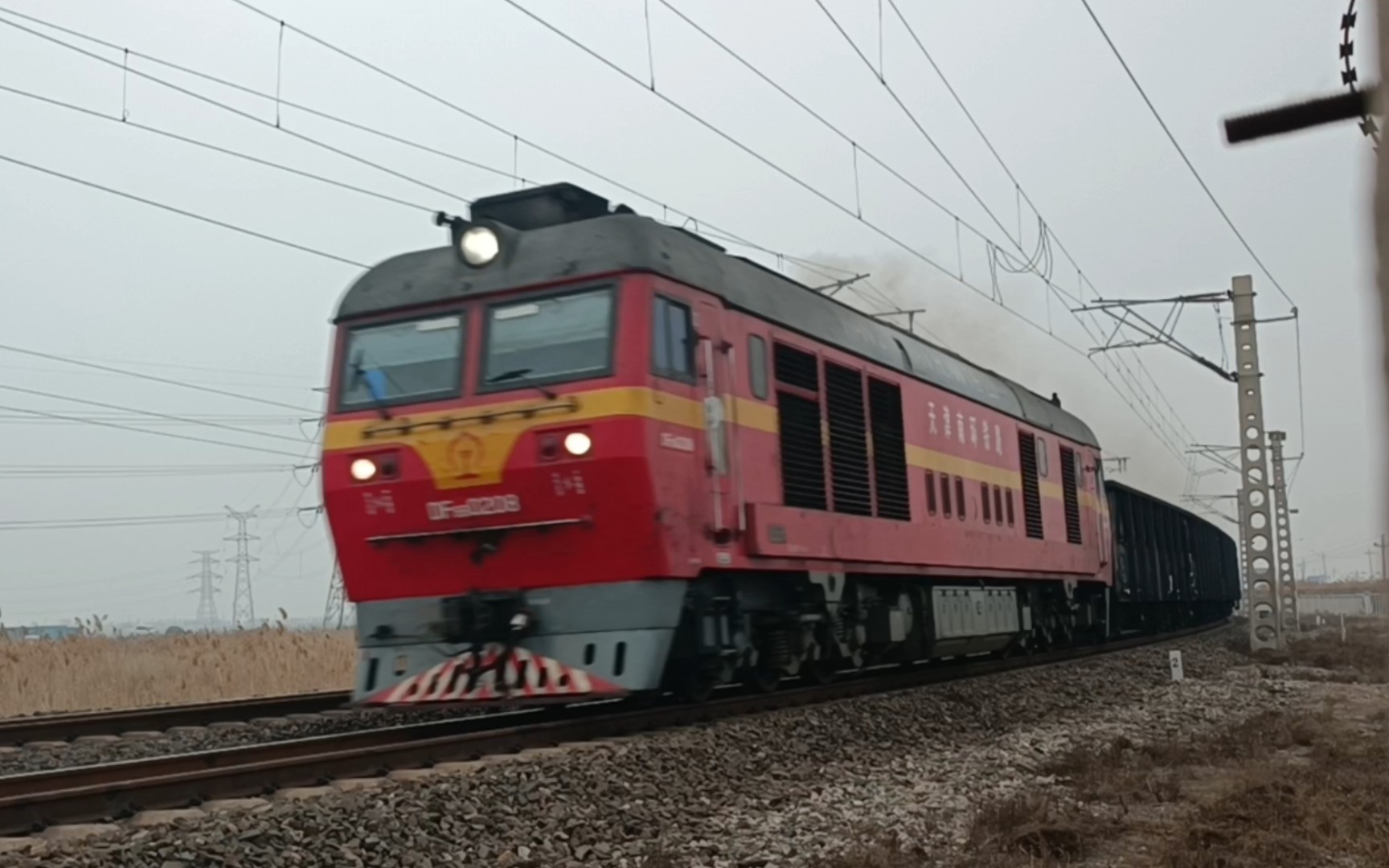 【中国铁路】天津南环铁路df8b-0208牵引65531次通过北大港站去官港站