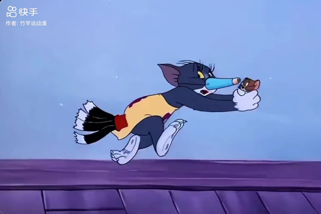 女装大佬汤姆搜 竟然把秃鹫迷的神魂颠倒!