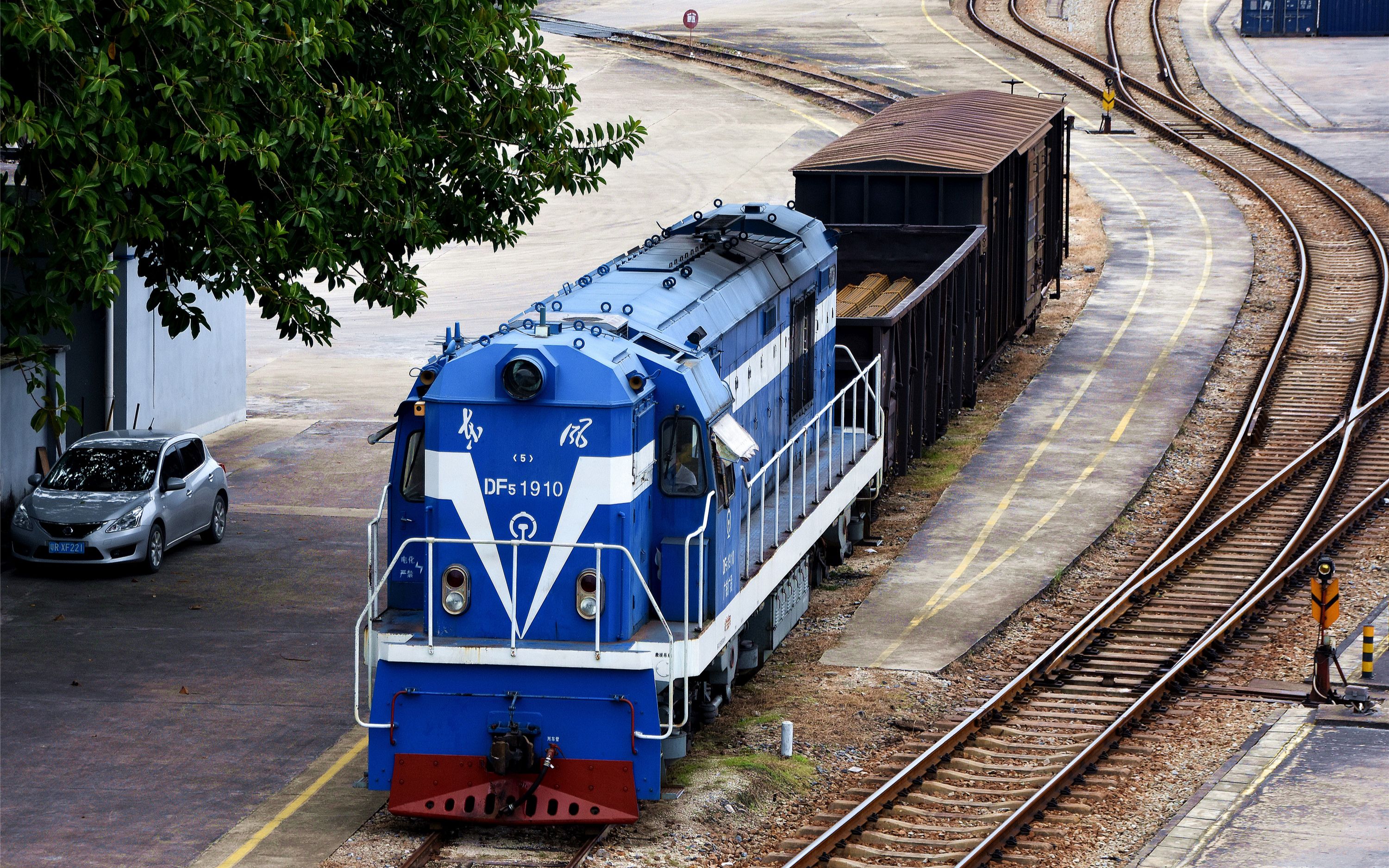 广铁广段 东风5 1910源潭货场忙碌的调车作业