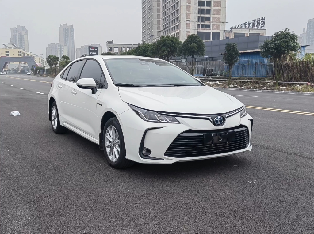 【品牌车型】丰田 卡罗拉 2019款 双擎 1.
