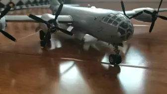 Tải video: 广岛熟人，1/72 b-29伊诺拉，盖伊号。