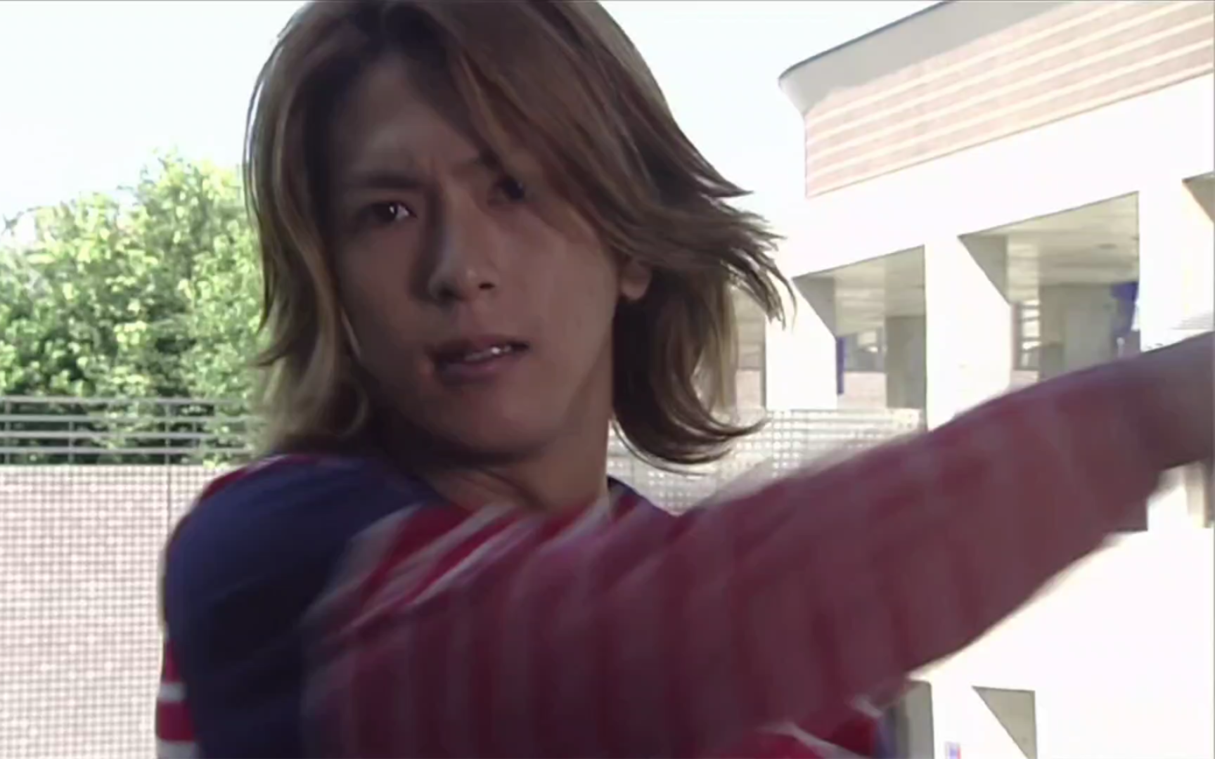 假面骑士龙骑72城户真司| 小天使 变身时候的每件衣服都好好看(衣品