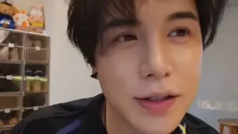 “此腿只应天上有，人间能有几回见”童锦程