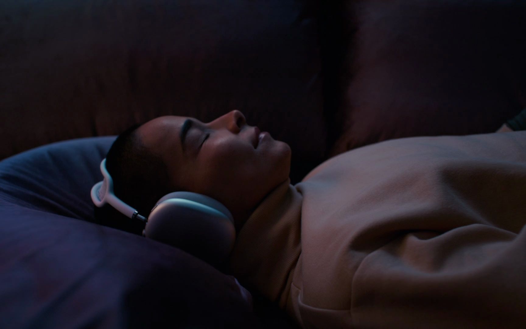 苹果airpods max广告