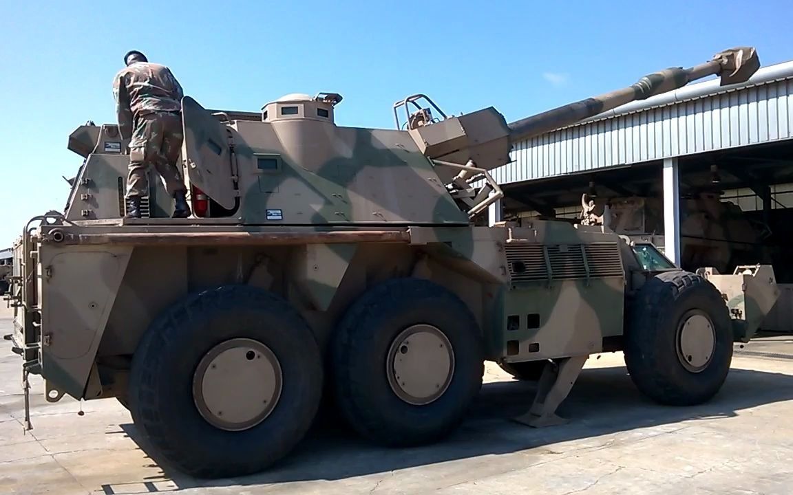 南非陆军g6自行火炮