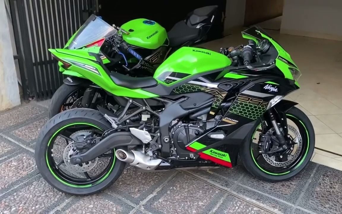 川崎zx25r 细节_哔哩哔哩 (゜-゜)つロ 干杯~-bilibili