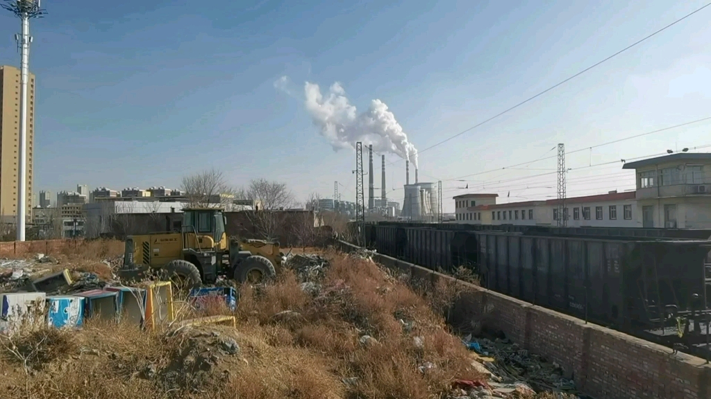 [图]老K 铁路的自卸车 很少见到