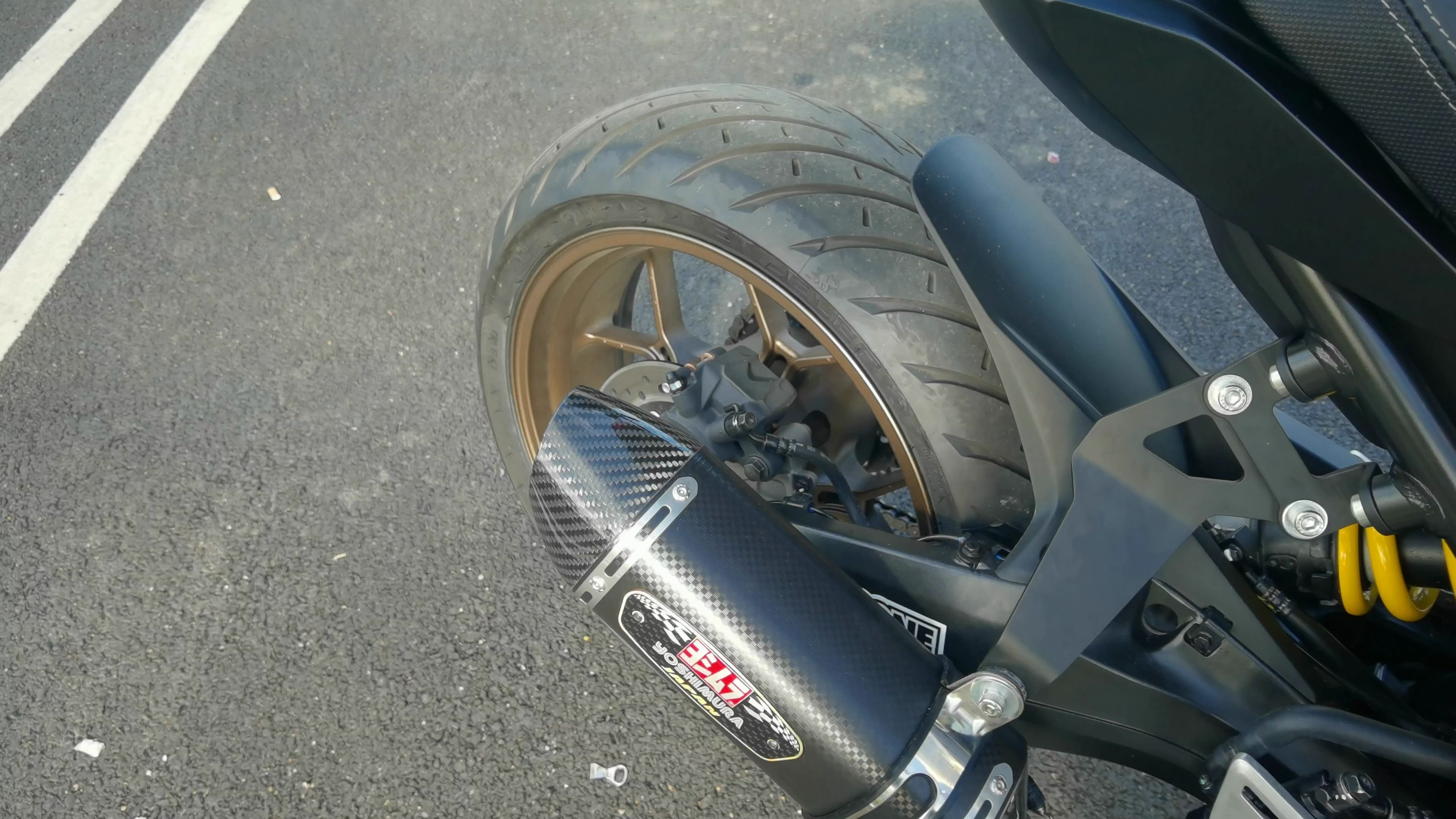 cb650r改正品yoshimura日本吉村r77s黑钢全段排气管(拆消音)参考视频