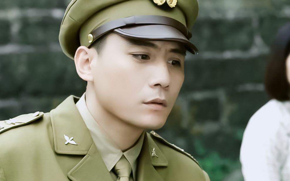 【刘烨/方孟敖】穿上军装能有多帅!