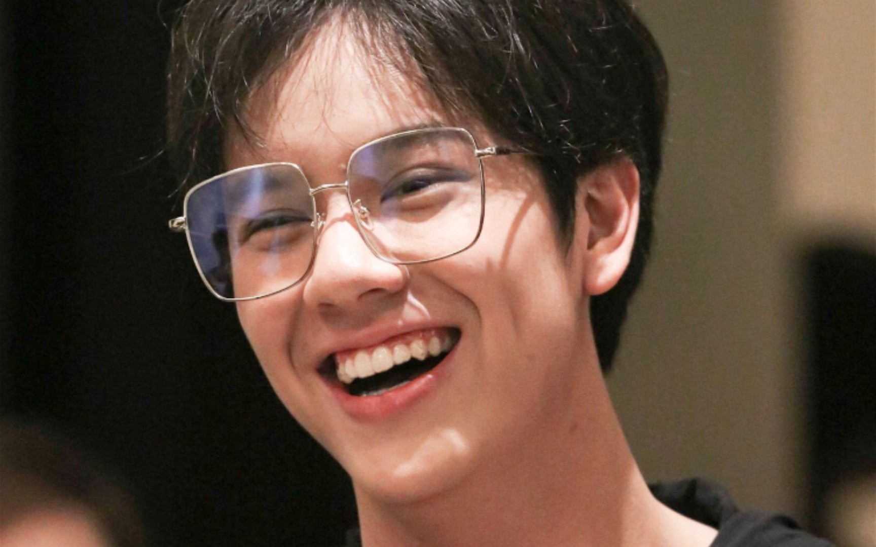 【nanon】太子爷不仅会演戏,还会弹吉他唱歌!