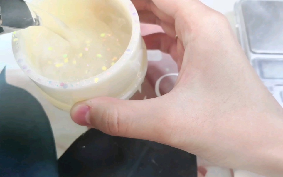 滴胶天冷滴胶全是泡关于消泡这个方法你一定要知道