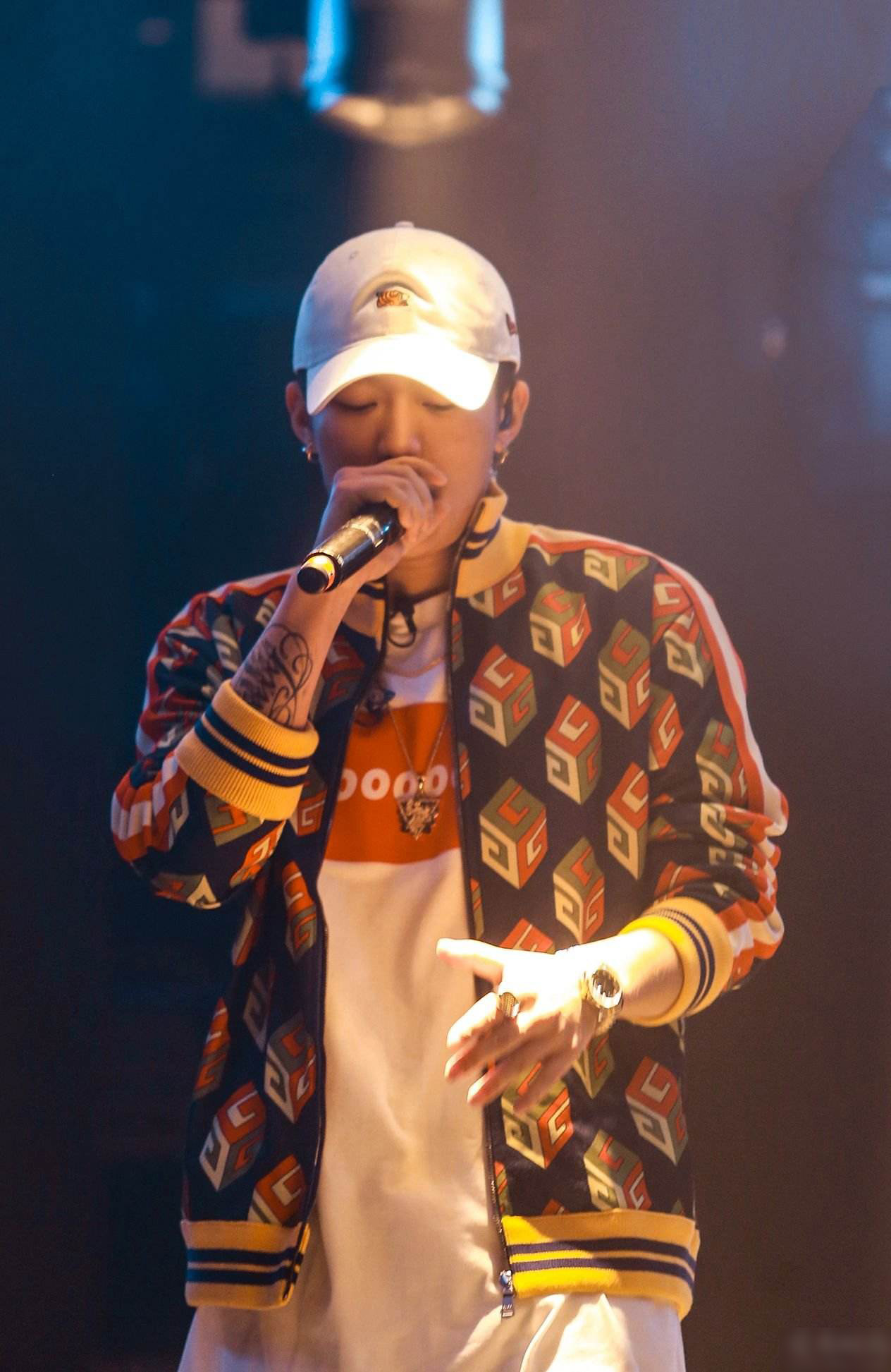 红花会说唱点燃全场 谭维维专注好音乐_明星_娱乐_bilibili_哔哩哔哩