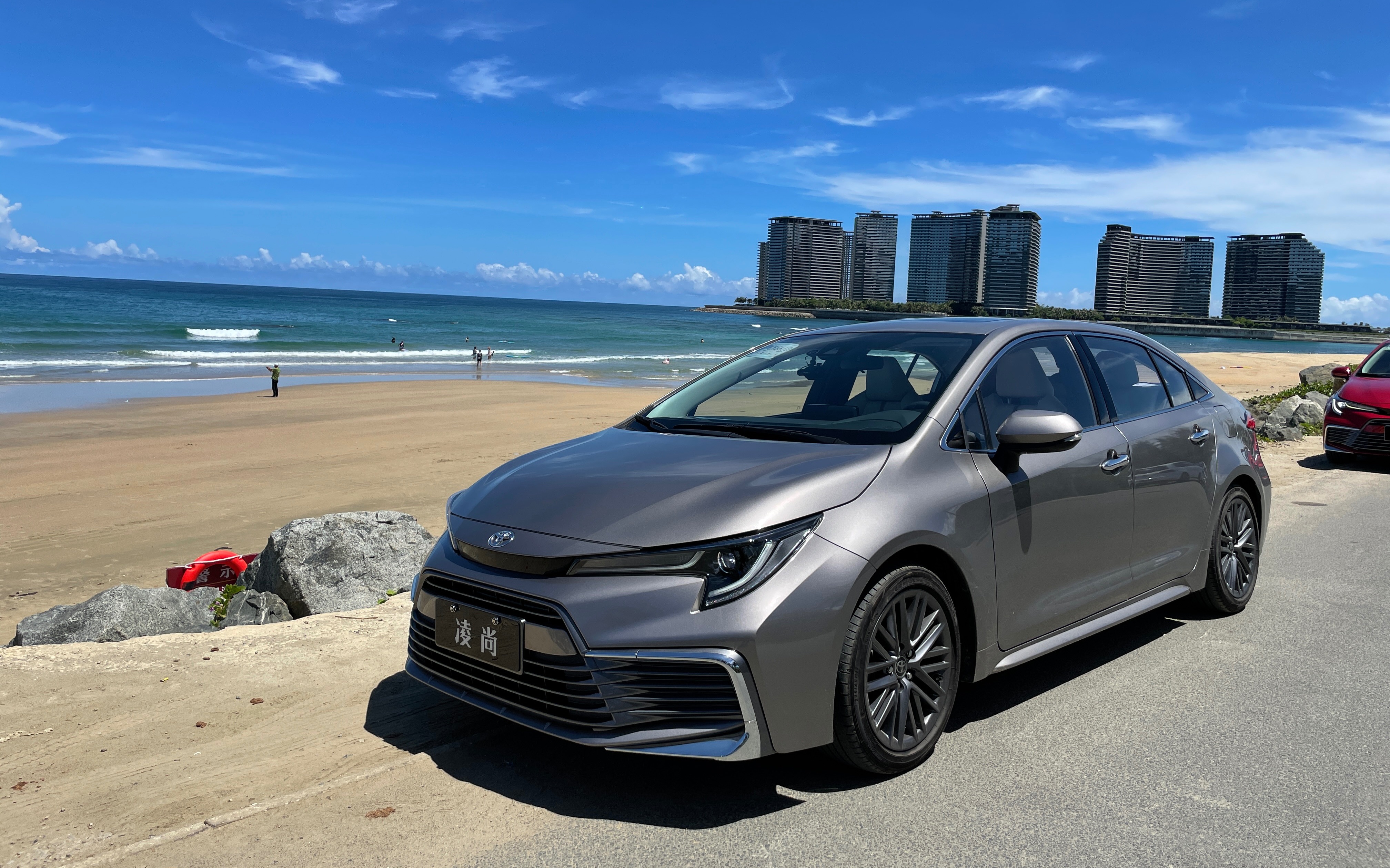 中级车入门版跃级的挑战者?试驾广汽丰田凌尚