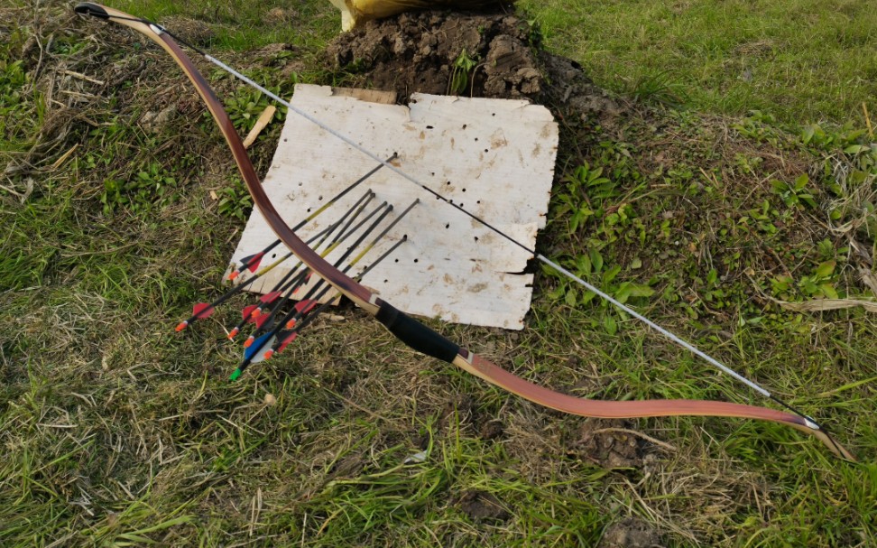 阿飞土耳其弓,50磅20米打靶练习._哔哩哔哩_bilibili