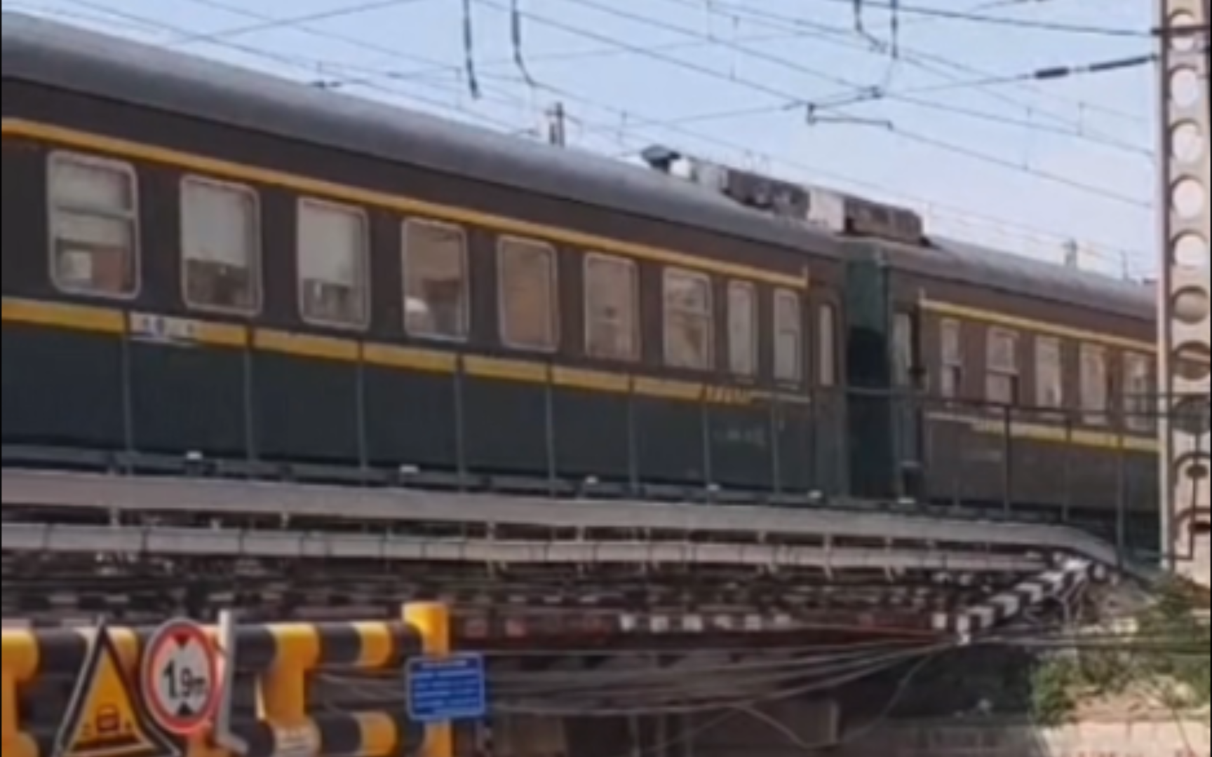 感谢@安静坐在渤海边 提供视频,沈局沈段hxd3d0646牵引t132次列车