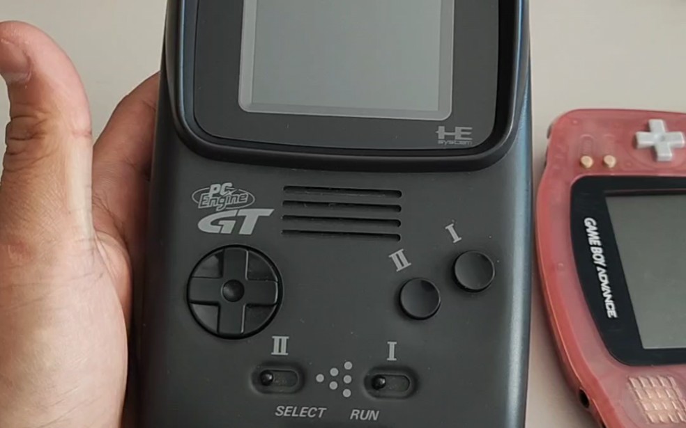 收到掌机机皇pce-gt!