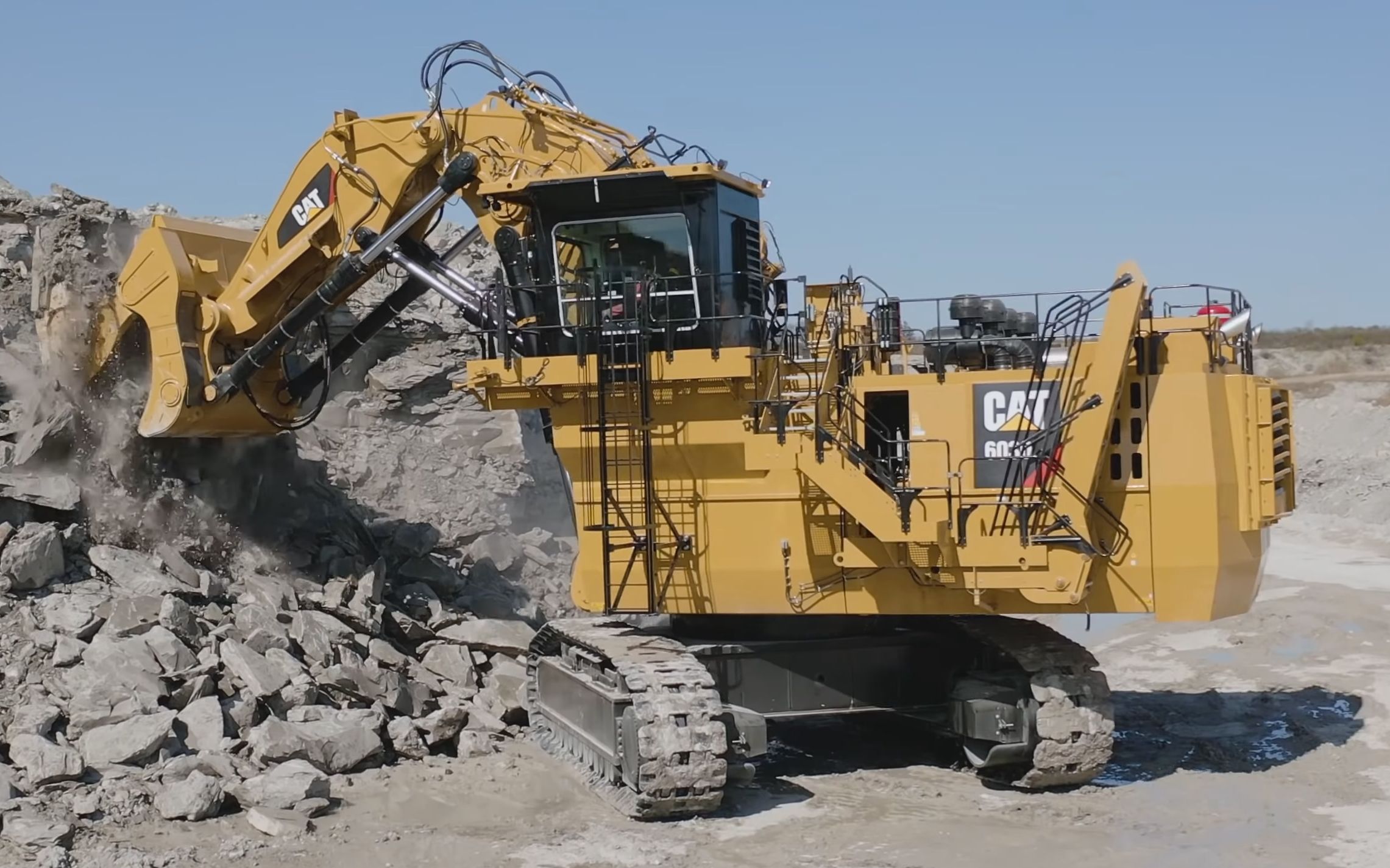 300吨cat 6030挖掘机采石场测试4k