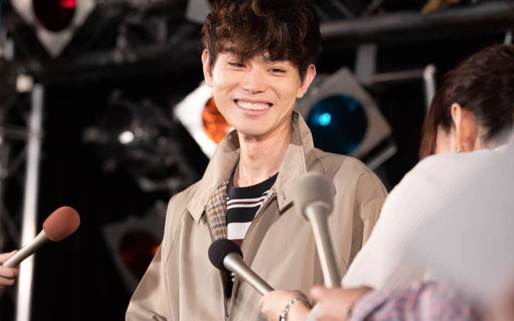 【菅田将晖】【三年a班】【日剧】性感小飒在线没收违禁品