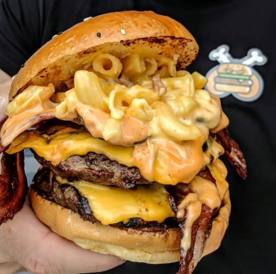 简单实用超级美食,无肉不欢,双层牛意大利9495空心面芝士爆浆汉堡