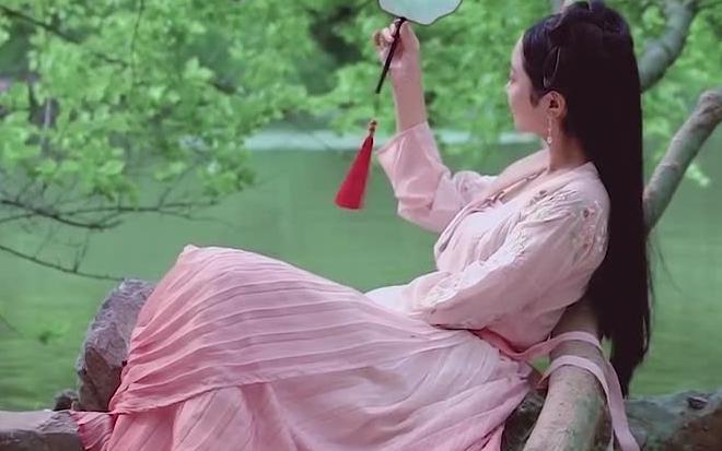 原创唯美古风mv十二花神 之《桃花神戈小娥》