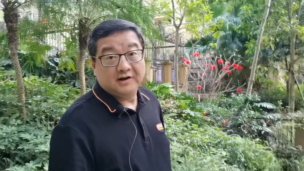 今年一开年就有人,靠卖这个赚到手抽筋 #潘大帅说个人ip #家庭教育