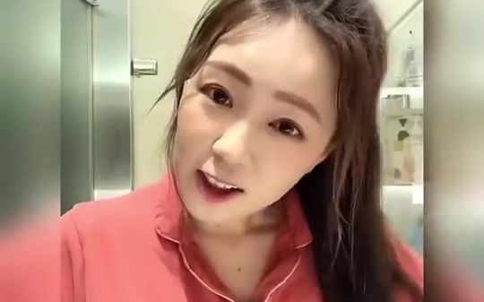 丫头詹子晴老公你怎么还没洗脸刷牙娃娃音