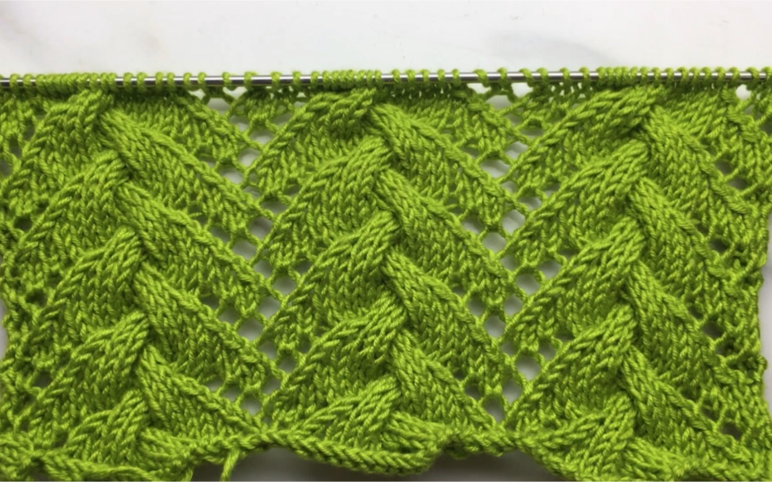 人字镂空花样编织