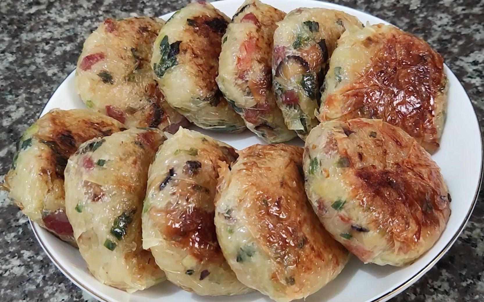 腐皮糯米包,广式早茶必点,外酥里糯,简单易学,吃一口就会爱上