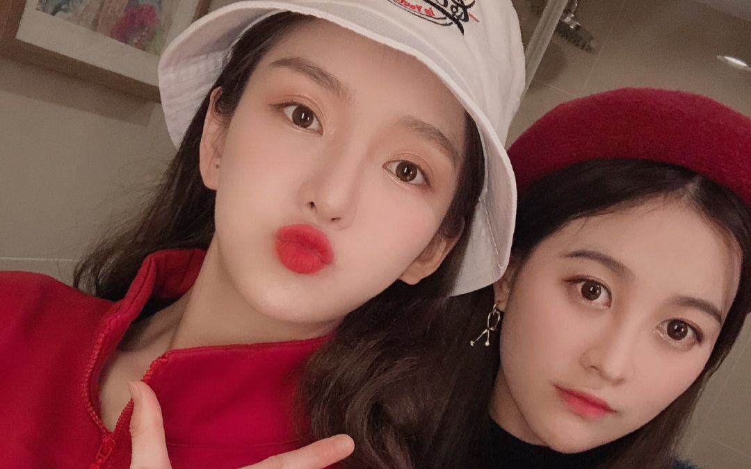 丸美美君君生日青钰雯和陈美君微博全程互动