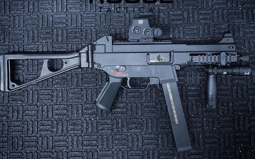 今天和大家一起聊聊手中这支ump45
